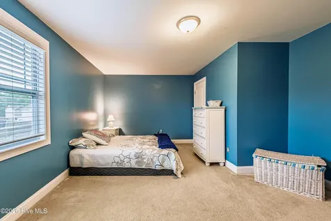 713 Oleander Street Jacksonville NC 28540
