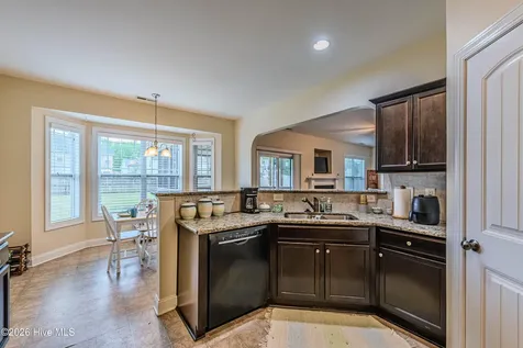 713 Oleander Street Jacksonville NC 28540