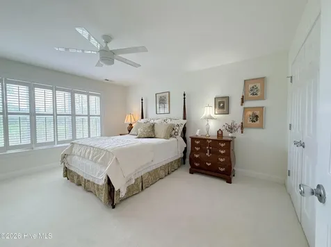 211 River Gate Lane Wilmington NC 28412