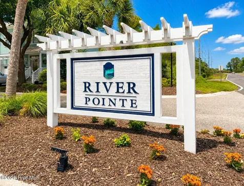 211 River Gate Lane Wilmington NC 28412
