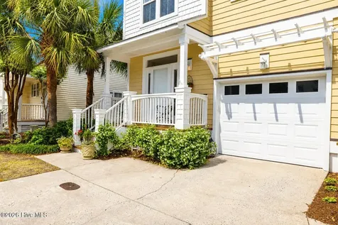 211 River Gate Lane Wilmington NC 28412