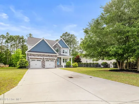 122 Yacht Basin Landing Hampstead NC 28443