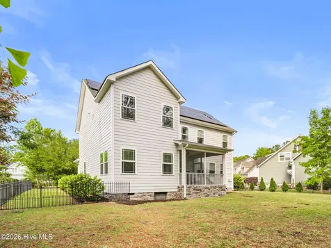 122 Yacht Basin Landing Hampstead NC 28443