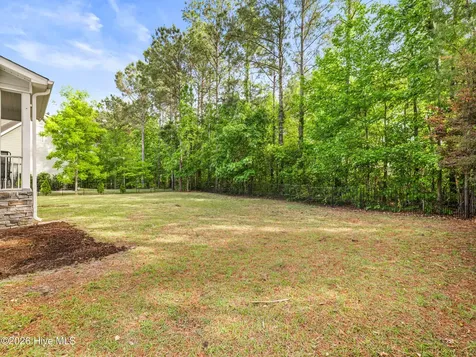 122 Yacht Basin Landing Hampstead NC 28443