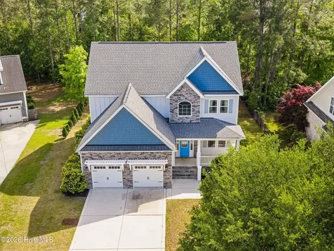 122 Yacht Basin Landing Hampstead NC 28443