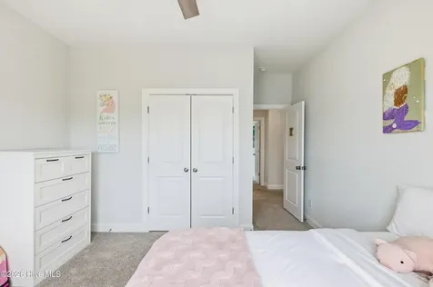 99 W Abaco Way Hampstead NC 28443