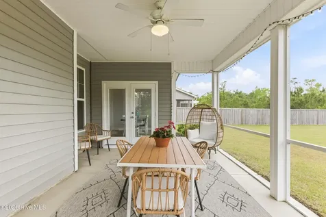 99 W Abaco Way Hampstead NC 28443