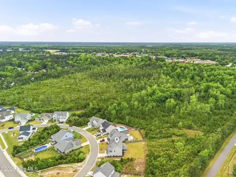 99 W Abaco Way Hampstead NC 28443