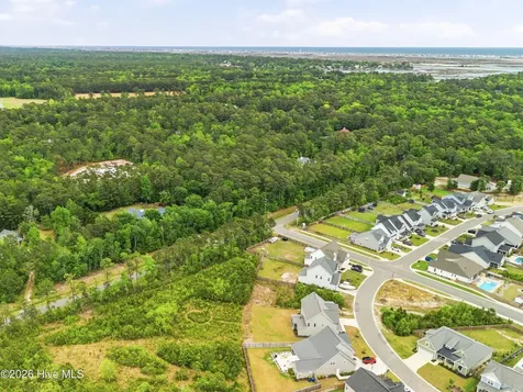 99 W Abaco Way Hampstead NC 28443