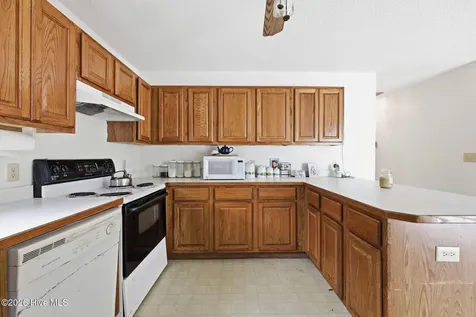 303 Dobbs Street Hertford NC 27944