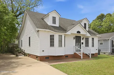 303 Dobbs Street Hertford NC 27944