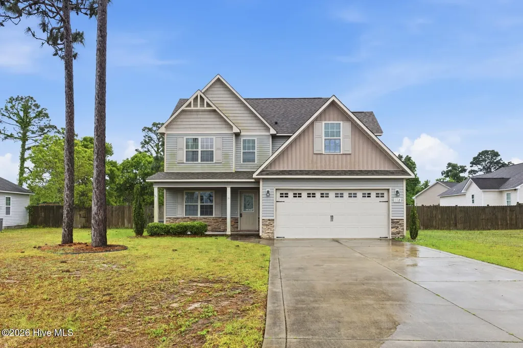 162 Rosemary Avenue Hubert NC 28539