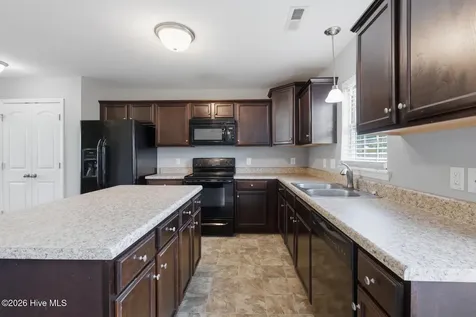 162 Rosemary Avenue Hubert NC 28539