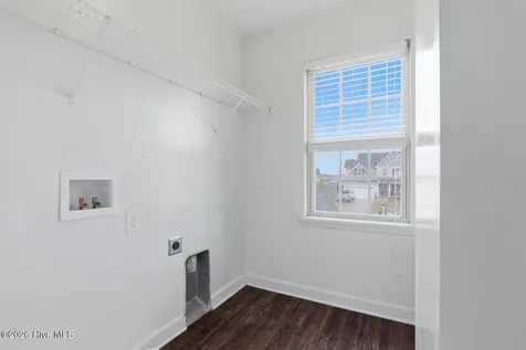162 Rosemary Avenue Hubert NC 28539