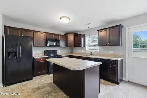 162 Rosemary Avenue Hubert NC 28539