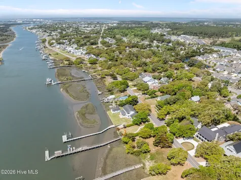 2205 Front Street Beaufort NC 28516