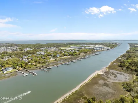 2205 Front Street Beaufort NC 28516
