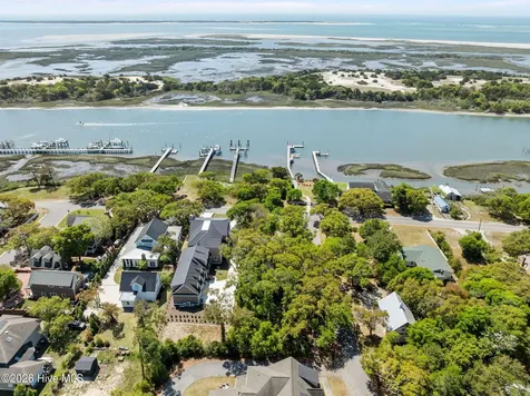 2205 Front Street Beaufort NC 28516