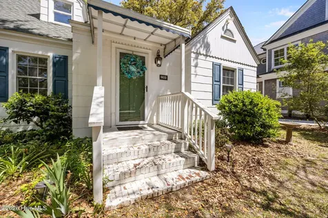 2205 Front Street Beaufort NC 28516