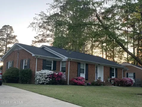 2106 Southview Drive Greenville NC 27858