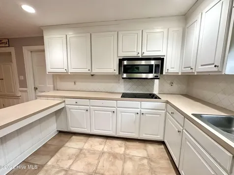2106 Southview Drive Greenville NC 27858