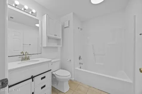 5006 Hunters Trail Wilmington NC 28405