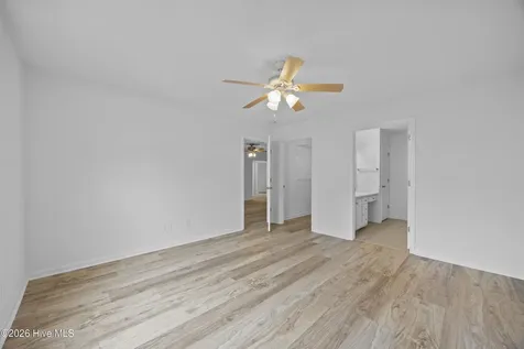 5006 Hunters Trail Wilmington NC 28405