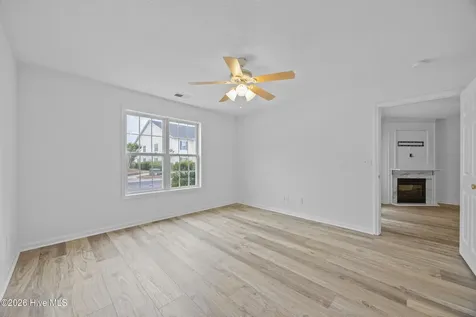 5006 Hunters Trail Wilmington NC 28405