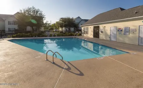 5006 Hunters Trail Wilmington NC 28405