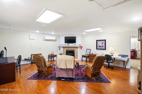 2051/2061 Dawson Cabin Road Jacksonville NC 28540