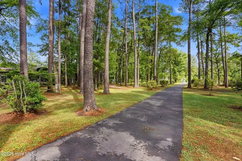 2051/2061 Dawson Cabin Road Jacksonville NC 28540