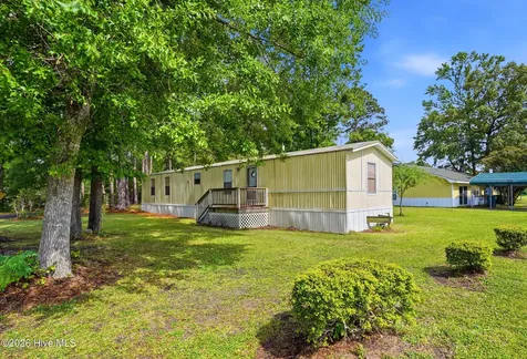 2051/2061 Dawson Cabin Road Jacksonville NC 28540