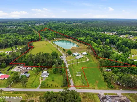 2051/2061 Dawson Cabin Road Jacksonville NC 28540