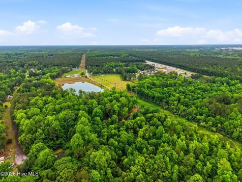 2051/2061 Dawson Cabin Road Jacksonville NC 28540