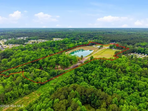 2051/2061 Dawson Cabin Road Jacksonville NC 28540