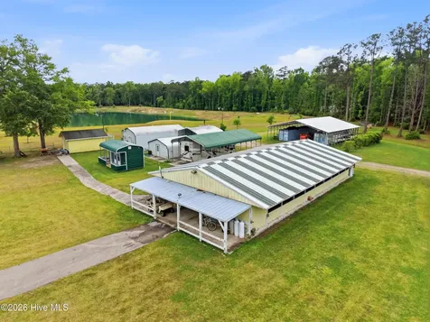 2051/2061 Dawson Cabin Road Jacksonville NC 28540