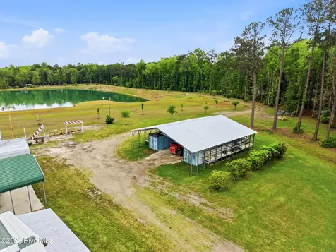 2051/2061 Dawson Cabin Road Jacksonville NC 28540