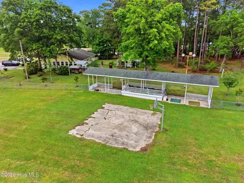 2051/2061 Dawson Cabin Road Jacksonville NC 28540
