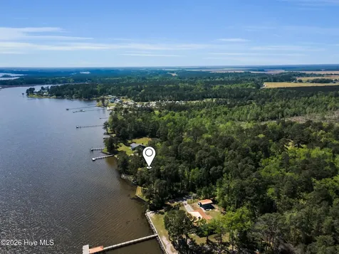 235 Myrtlewood Lane Bayboro NC 28515