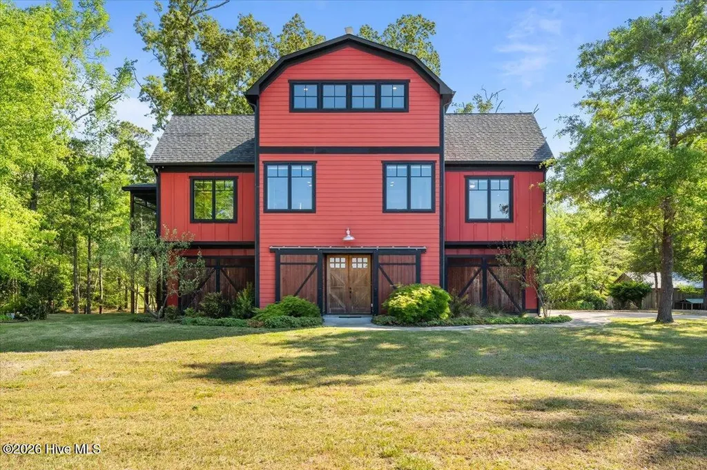 1000 Lakebay Road Vass NC 28394