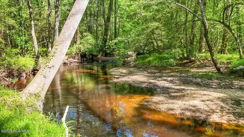 1000 Lakebay Road Vass NC 28394