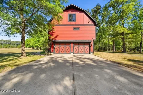 1000 Lakebay Road Vass NC 28394