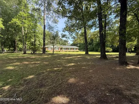 156 Narrow Gap Road Riegelwood NC 28456