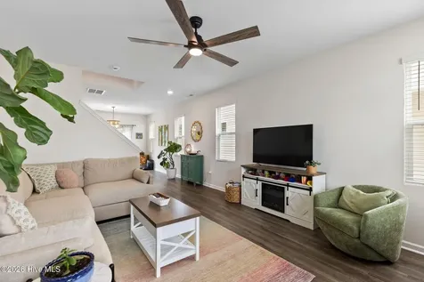 1405 Creekfront Drive Wilmington NC 28401