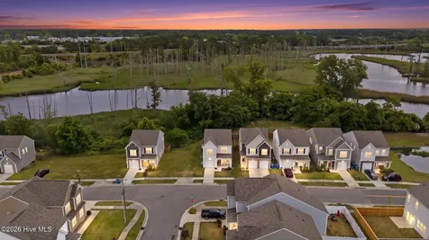1405 Creekfront Drive Wilmington NC 28401