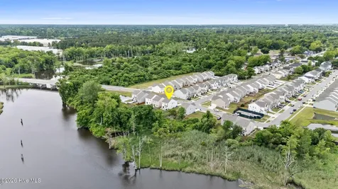 1405 Creekfront Drive Wilmington NC 28401