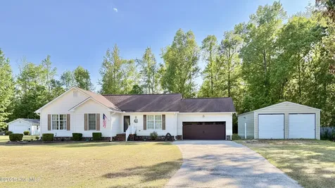 203 Hillingdale Drive Washington NC 27889