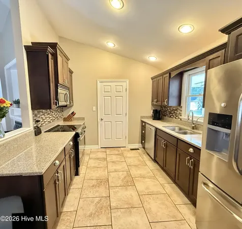 203 Hillingdale Drive Washington NC 27889