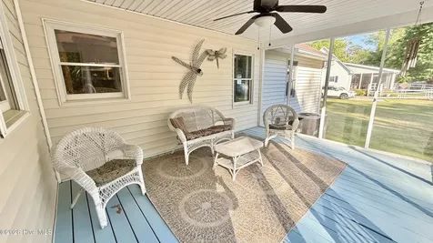 203 Hillingdale Drive Washington NC 27889