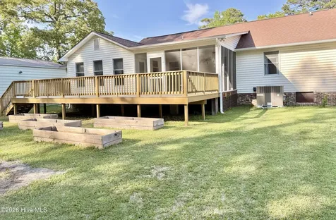 203 Hillingdale Drive Washington NC 27889